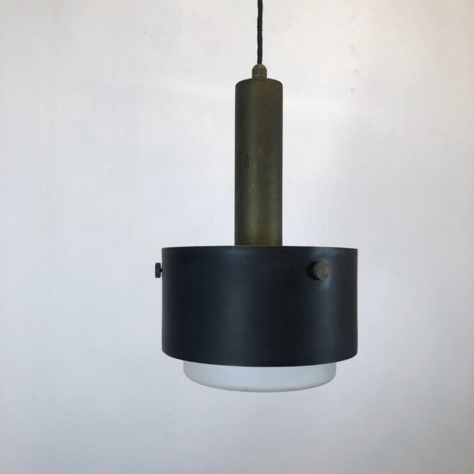 Arteluce. Midcentury Italian pendant lamp from 50s