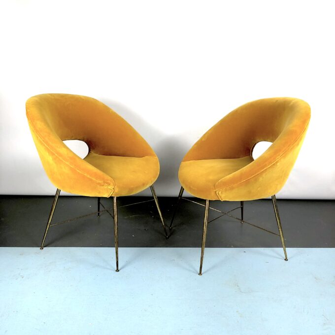 Silvio Cavatorta, pair of gold velvet armchairs from 50s