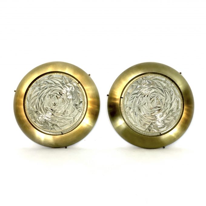Stilux Milano, Mid-Century gild and glass ceiling lamps or sconces. Set of two