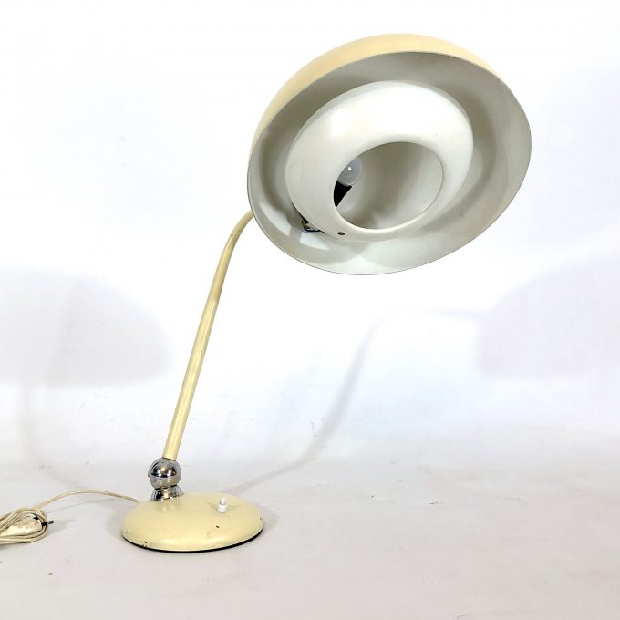 Stilnovo, Mid-century lacquer and chrome articulated desk lamp