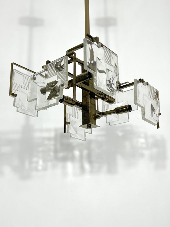 Sciolari, mid-century modern brass chandelier. Italy 70s