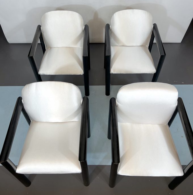 Mid-Century Italian Modern set of 4 armchairs from 70s