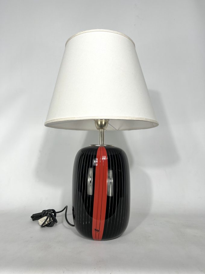 VeArt, black and red Murano glass table lamp from 70s. Labeled