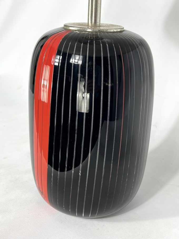VeArt, black and red Murano glass table lamp from 70s. Labeled