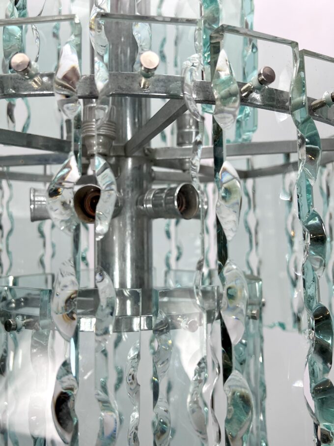 Fontana Arte style, Italian cut glass chandelier by Zero Quattro. 1970s