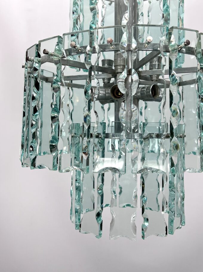 Fontana Arte style, Italian cut glass chandelier by Zero Quattro. 1970s