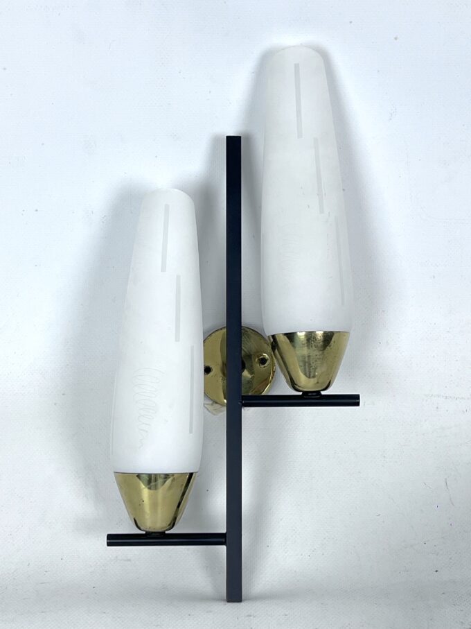 Mid-Century pair of double lights sconces in brass and opaline glass. Italy 1950s
