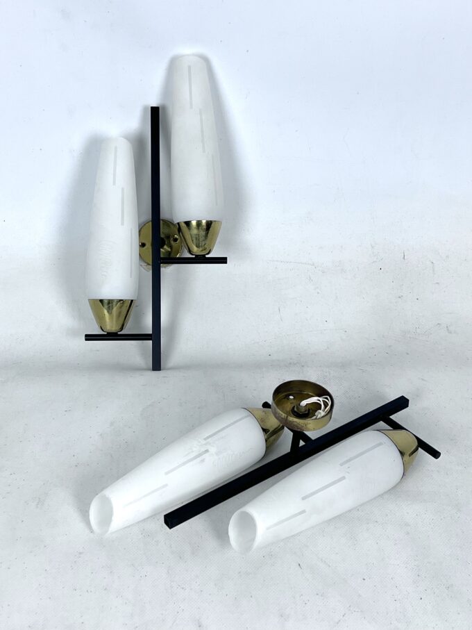 Mid-Century pair of double lights sconces in brass and opaline glass. Italy 1950s