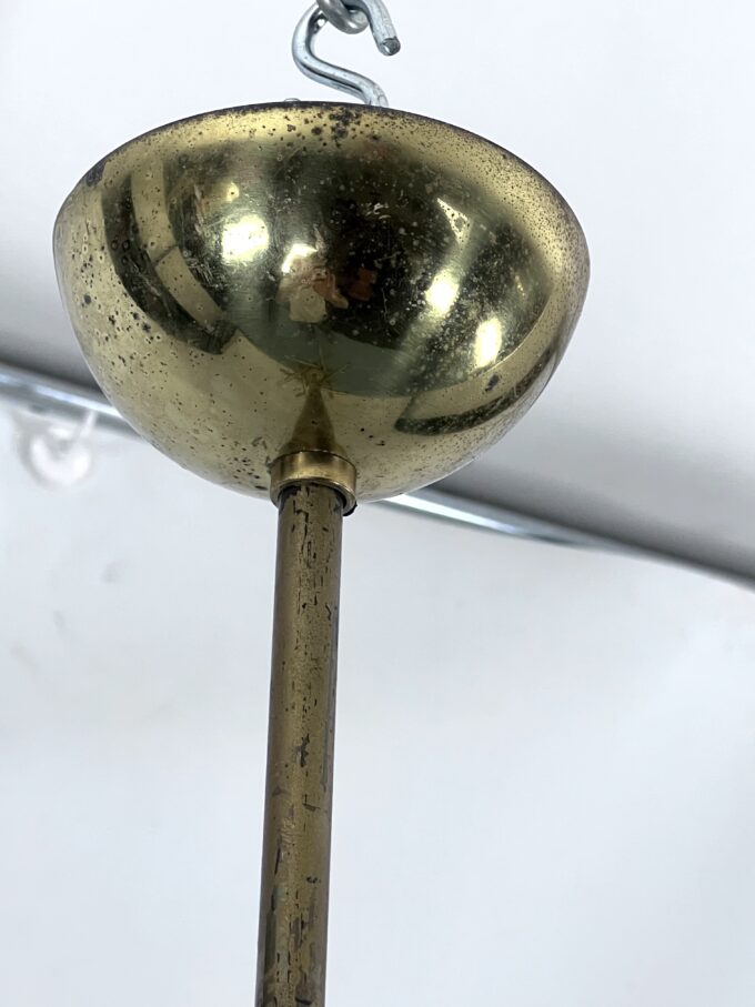 Mid-Century Modern 12 lights Brass chandelier by Stilnovo. Italy 1960s