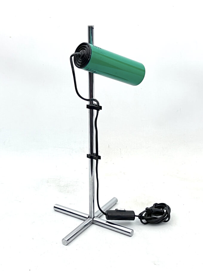 Reggiani, vintage chrome and green lacquer adjustable table lamp. Italy 1970s