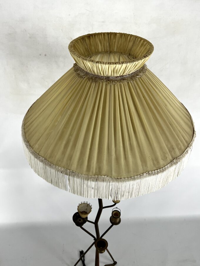Rare Mid-Century brass floor lamp in the manner of Arredoluce Monza. Italy 1950s