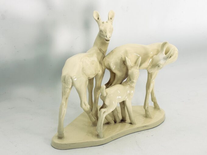 Vintage deer family sculpture in ceramic. Italy 1950s