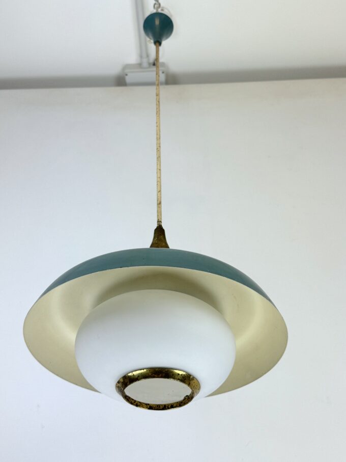 Stilnovo, MId-century brass, opaline glass and lacquer chandelier. Italy 1950s