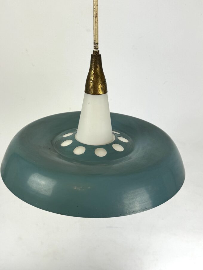 Stilnovo, MId-century brass, opaline glass and lacquer chandelier. Italy 1950s