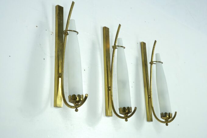 Set of three sconces in brass and triplex opaline glass in Arredoluce manner. Italy 1950s