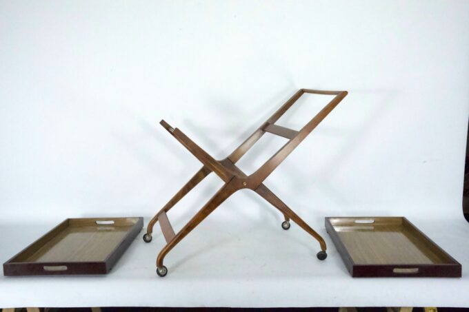Mid-Century Wood and Formica Bar Cart in the manner of Angelo Ostuni, Italy 1950s.