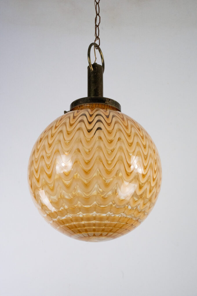 Mid-Century Murano glass sphere chandelier in the style of Venini. Italy 1970s