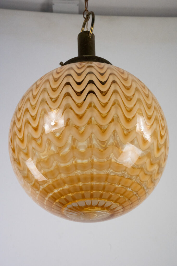 Mid-Century Murano glass sphere chandelier in the style of Venini. Italy 1970s