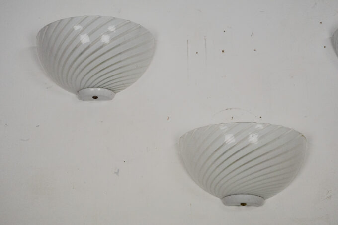 Italian Set of three striped Murano glass sconces in Venini style. Italy 1970s