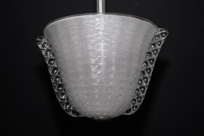 Rare Art Deco Ercole Barovier chandelier in Pulegoso Murano glass. Italy 1940s