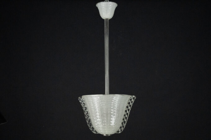 Rare Art Deco Ercole Barovier chandelier in Pulegoso Murano glass. Italy 1940s